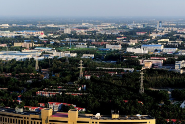 廊坊,廊坊之地,古韵悠长,才子佳人,于此抒怀。余乃古之词人,游于廊坊之境,感其风土人情,遂作诗以抒怀。