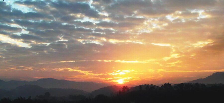 朝阳，从黎明到辉煌的壮丽之旅